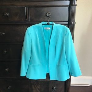 Kasper - a perfect jacket!  Size 16, soft teal